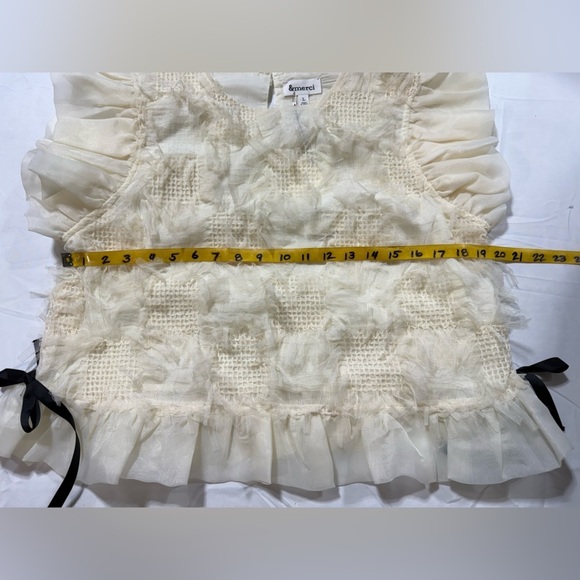 &MERCI Elegant Ivory Ruffle Blouse size L - Picture 15 of 15